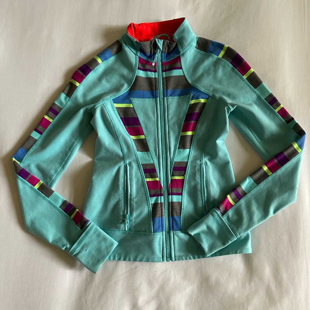 LULULEMON ivivva define jacket girls size 10